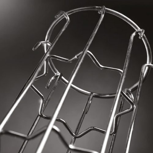 Star-shaped filter bag cages